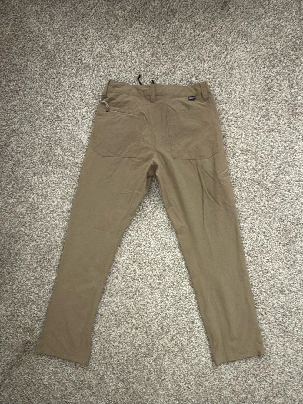 Patagonia Quandary Pants Mens Sz 31  Inseam 30  Khaki Tan 6 Pocket Lightweight